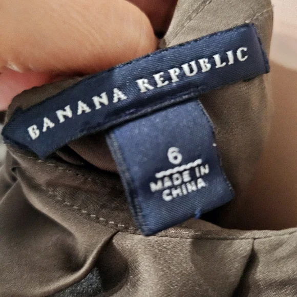 Banana Republic Elegant Olive Green Off-Shoulder Dress - Picture 10 of 10